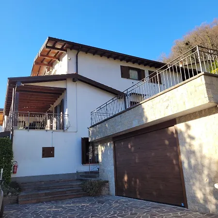 Dall'angelo Attico Mountain Endine Hospitality Endine Gaiano
